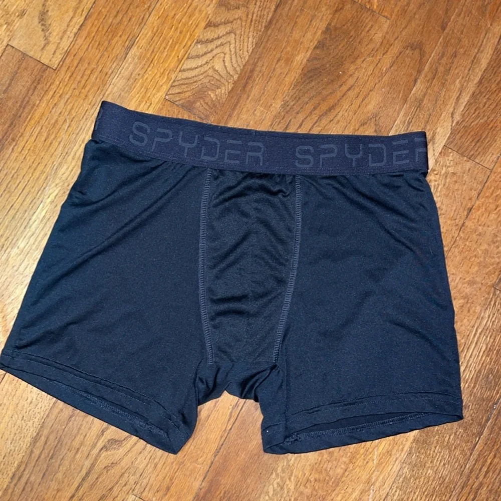•SPYDER•NWOB BLACK, RED, & GRAY BUNDLE OF 4- BOXER BRIEFS SIZE MEDIUM (32-34)